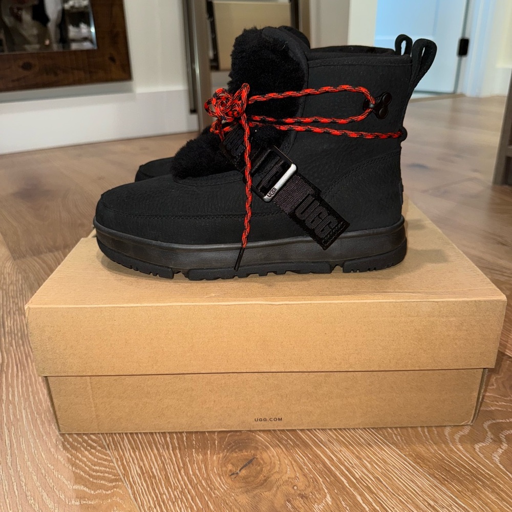 UGG Black Classic Weather Hiker